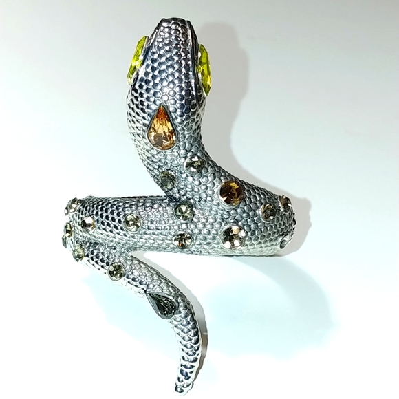 Large snake & lizard bangle ✨ BOGO FREE✨ - Picture 3 of 10